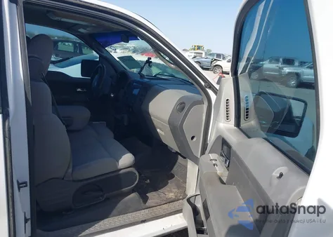 2005 Ford F-150 Stx/Xl/Xlt z USA, uszkodzony, nr VIN 1FTRX12W45NA29666